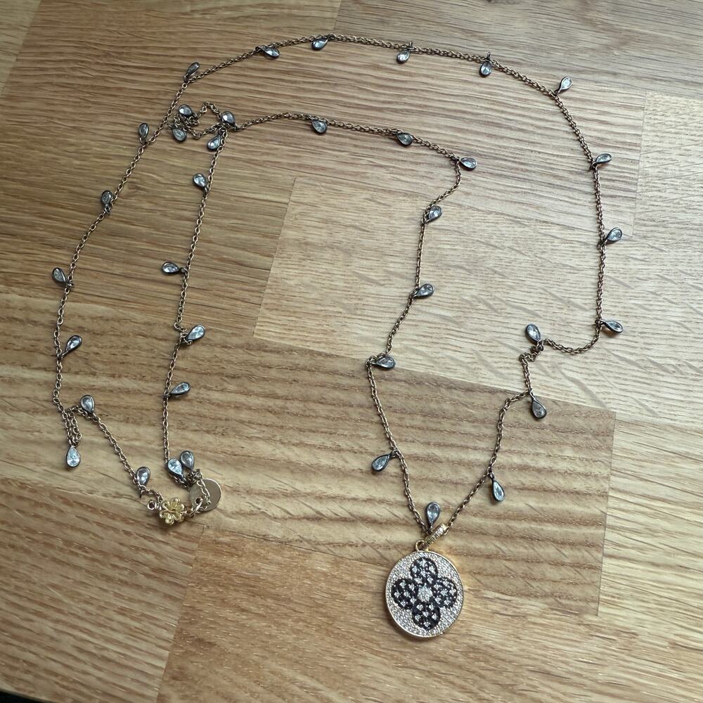 Crystal Teardrop Charm Necklace – NWOT